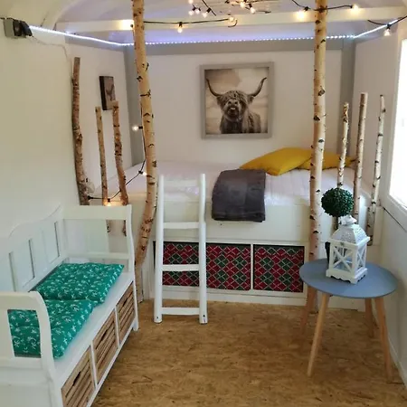 Zurück zur Natur - Urlaub im Zirkuswagen, Sommeratelier oder Tipi Adenbach Exterior foto