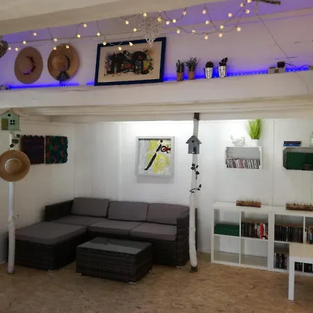 Zurück zur Natur - Urlaub im Zirkuswagen, Sommeratelier oder Tipi Adenbach Exterior foto