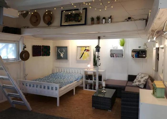 Zurück zur Natur - Urlaub im Zirkuswagen, Sommeratelier oder Tipi