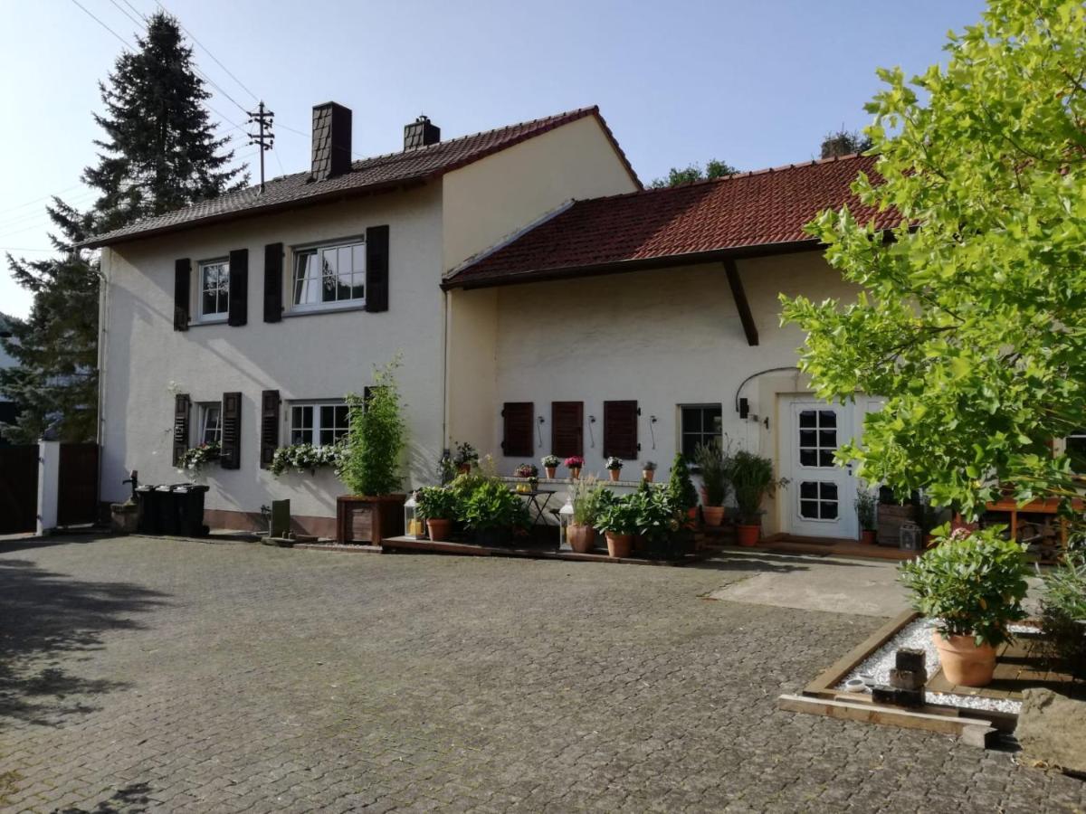 Zurück Zur - Urlaub Im Zirkuswagen, Sommeratelier Oder Tipi Apartment