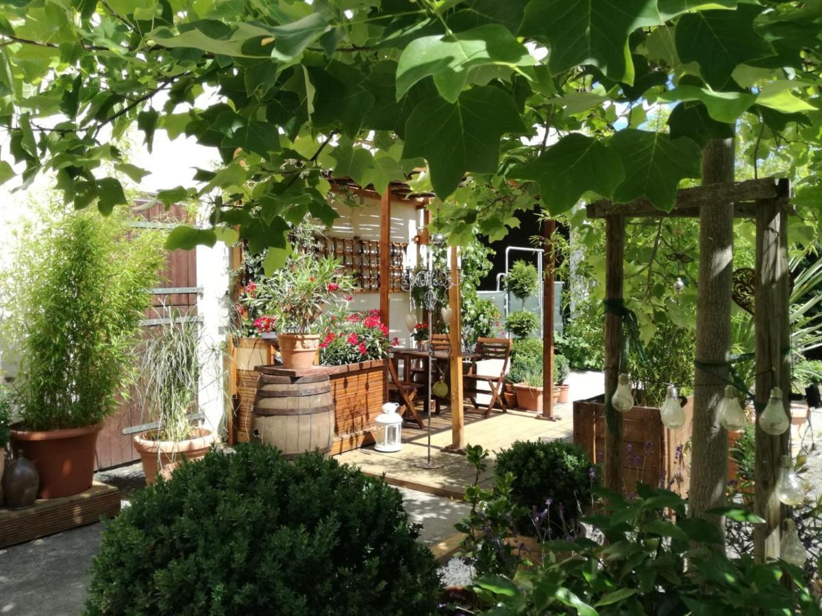 Apartamento Zurück Zur - Urlaub Im Zirkuswagen, Sommeratelier Oder Tipi *