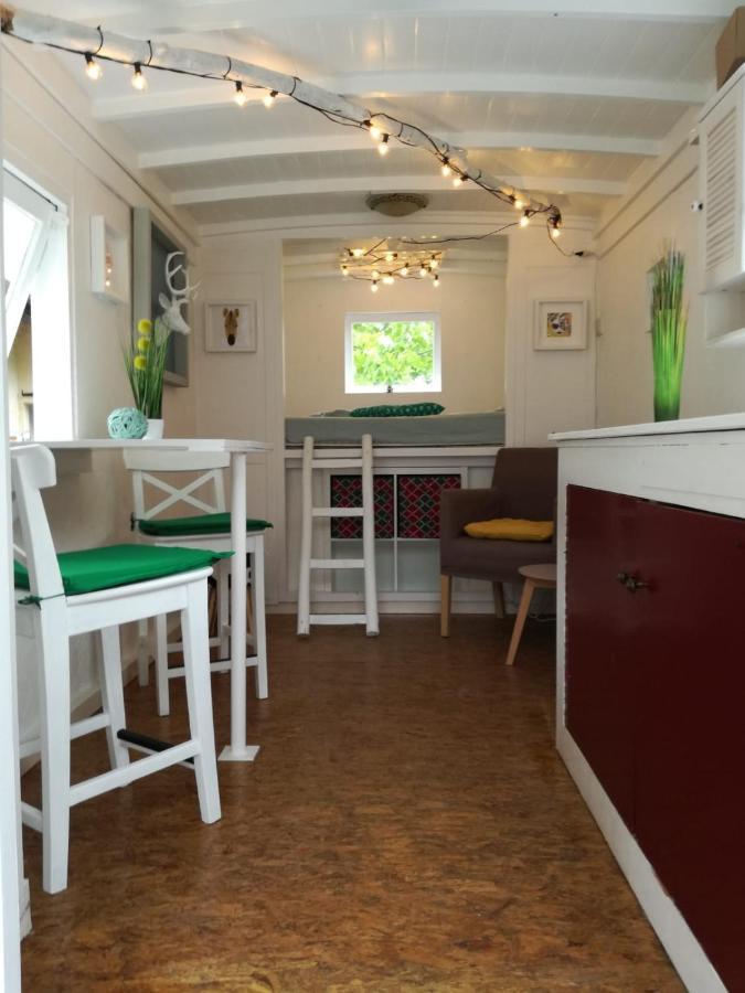 Apartment Zurück Zur - Urlaub Im Zirkuswagen, Sommeratelier Oder Tipi