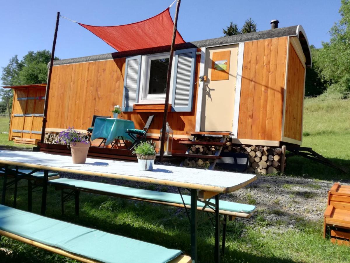 Zurück Zur - Urlaub Im Zirkuswagen, Sommeratelier Oder Tipi Apartment Adenbach